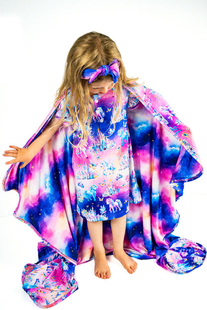 Shimmer Blanket